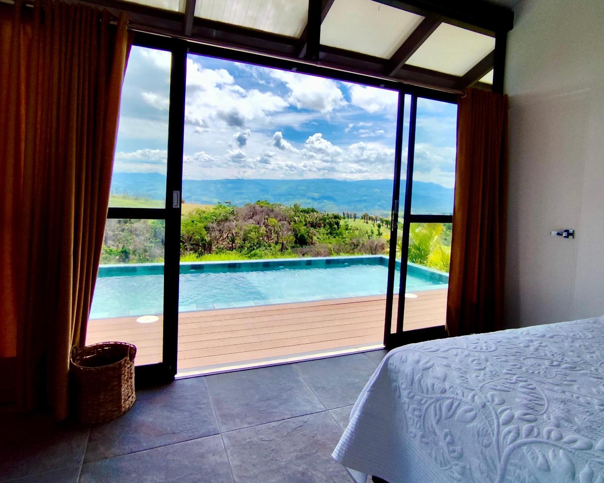 Exclusiva casa de selva en Yanashpa Village - Tarapoto Habitación foto